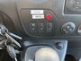Renault Master T35 2.3 dCi L3H3 5-Persoons Ideaal voor Camper!! BTW EN BPM VRIJ!! Airco Cruise controle Kastinrichting Trekhaak 2500kg Trekgewicht Schuifdeur Ruiten om hele auto Semi automaat Euro 6 Ex overheid