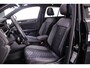 Volkswagen T-Roc R-Line 1.5 TSI 150pk DSG Automaat Panoramadak, Adaptive cruise control, Achteruitrijcamera, LED koplampen, Parkeersensoren, Airco, App connect