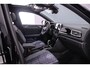 Volkswagen T-Roc R-Line 1.5 TSI 150pk DSG Automaat Panoramadak, Adaptive cruise control, Achteruitrijcamera, LED koplampen, Parkeersensoren, Airco, App connect
