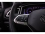 Volkswagen T-Roc R-Line 1.5 TSI 150pk DSG Automaat Panoramadak, Adaptive cruise control, Achteruitrijcamera, LED koplampen, Parkeersensoren, Airco, App connect