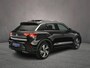 Volkswagen T-Roc R-Line 1.5 TSI 150pk DSG Automaat Panoramadak, Adaptive cruise control, Achteruitrijcamera, LED koplampen, Parkeersensoren, Airco, App connect