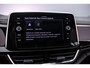 Volkswagen T-Roc R-Line 1.5 TSI 150pk DSG Automaat Panoramadak, Adaptive cruise control, Achteruitrijcamera, LED koplampen, Parkeersensoren, Airco, App connect