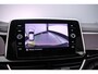 Volkswagen T-Roc R-Line 1.5 TSI 150pk DSG Automaat Panoramadak, Adaptive cruise control, Achteruitrijcamera, LED koplampen, Parkeersensoren, Airco, App connect