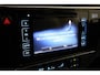 Toyota Auris Touring Sports 1.8 Hybrid Dynamic Ultimate | Trekhaak | Navigatie | Stoelverwarming | Keyless | Parkeersensoren voor/achter | Cruise Control | Clima | Camera | 17 inch | Rijstrooksensor | Bluetooth