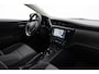 Toyota Auris Touring Sports 1.8 Hybrid Dynamic Ultimate | Trekhaak | Navigatie | Stoelverwarming | Keyless | Parkeersensoren voor/achter | Cruise Control | Clima | Camera | 17 inch | Rijstrooksensor | Bluetooth