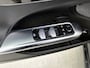 Mercedes-Benz C-klasse Estate 180 Luxury Line Parkeerpakket met achteruitrijcamera | Alarm | Stoelverwarming voor | Ledkoplampen | Sfeerverlichting. Inclusief 24 maanden MB Certified garantie voor Europa.