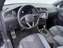 Volkswagen Tiguan 1.4 TSI eHybrid R-Line Business | Black Style | Stuur-/Stoelverwarming | Elek Achterklep | ACC | IQ Light | 19" |