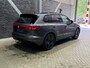 Volkswagen Touareg 3.0 TSi eHybrid 4MOTION R | FINAL EDITION | Luchtvering | Trekhaak | Panoramdak | Dynaudio | 360° Camera