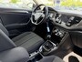 Volkswagen T-Roc 1.0 TSI Style Trekhaak LMV Airco ACC PDC voor en achterzijde
