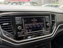 Volkswagen T-Roc 1.0 TSI Style Trekhaak LMV Airco ACC PDC voor en achterzijde