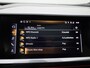 Audi Q4 e-tron 35 S edition 55 kWh Audi Q4 e-tron 35 S edition 52 kWh | Automaat | S-line exterieur | S-line interieur | Panoramadak | Schuifdak | LED Matrix | Navigatie | Sonos Premium Sound | Virtual cockpit | Climate control | Parkeersensoren | Camera | Privacy glass | Lichtmetalen velgen |