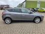Lancia Delta 1.8-16V Di Oro 2010. Automaat/Climate/Cruise/Leder/Xenon/Trekhaak etc..
