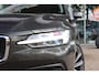 Volvo V60 B4 Business Pro 197pk | Virtual | Stoelverwarming | Navi | LED | Carplay | Trekhaak | Camera | Keyless