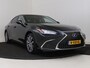 Lexus ES 300h Preference Line | 1ste Eigenaar | Dealer onderhouden | Stoel+Stuurverwarming | Blind Spot Monitor | LED Verlichting | Elektrisch Verstelbaar Stoelen | Schuif/Kantel Dak |