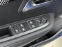 Peugeot e-208 EV Style 50 kWh | ACCU: 96% | Stoelverwarming | Apple CarPlay/Android Auto | Parkeersensoren | Cruise control |