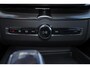 Volvo XC60 T6 Recharge AWD Plus Black Edition - Panorama/schuifdak - IntelliSafe Assist & Surround - 360º Camera - Harman/Kardon audio - Verwarmde voorstoelen, stuur & achterbank - Parkeersensoren voor & achter - Elektr. bedienb. voorstoelen met geheugen - Head up display - Draadloze tel. lader - Extra getint glas - Inklapbare trekhaak - 21' LMV
