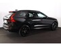 Volvo XC60 T6 Recharge AWD Plus Black Edition - Panorama/schuifdak - IntelliSafe Assist & Surround - 360º Camera - Harman/Kardon audio - Verwarmde voorstoelen, stuur & achterbank - Parkeersensoren voor & achter - Elektr. bedienb. voorstoelen met geheugen - Head up display - Draadloze tel. lader - Extra getint glas - Inklapbare trekhaak - 21' LMV