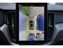 Volvo XC60 T6 Recharge AWD Plus Black Edition - Panorama/schuifdak - IntelliSafe Assist & Surround - 360º Camera - Harman/Kardon audio - Verwarmde voorstoelen, stuur & achterbank - Parkeersensoren voor & achter - Elektr. bedienb. voorstoelen met geheugen - Head up display - Draadloze tel. lader - Extra getint glas - Inklapbare trekhaak - 21' LMV