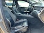 Volvo V60 2.0 B4 PLUS DARK, Leder, Lane, LED, ACC