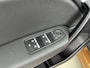 Renault Captur 1.6 E-Tech Plug-in Hybrid 160 Intens | Airco Automatisch | Achteruitrijcamera | Apple Carplay/Android Auto | Cruise Control | Keyless | LED | Parkeersensoren Voor en Achter | Stoel- en Stuurverwarming |