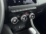 Renault Captur 1.6 E-Tech Plug-in Hybrid 160 Intens | Airco Automatisch | Achteruitrijcamera | Apple Carplay/Android Auto | Cruise Control | Keyless | LED | Parkeersensoren Voor en Achter | Stoel- en Stuurverwarming |