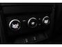 Land Rover Defender 2.0 P300e 110 X | FACELIFT | ClearSight | Meridian Surround | Trekhaak | Luchtvering | Koelbox | Panoramadak | 22 Inch