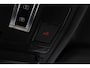 Land Rover Defender 2.0 P300e 110 X | FACELIFT | ClearSight | Meridian Surround | Trekhaak | Luchtvering | Koelbox | Panoramadak | 22 Inch