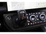Land Rover Defender 2.0 P300e 110 X | FACELIFT | ClearSight | Meridian Surround | Trekhaak | Luchtvering | Koelbox | Panoramadak | 22 Inch