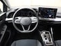 Volkswagen Golf 1.5 eHybrid Style Edition 204PK DSG | Led | Led Matrix | Trekhaak | Camera | Navigatie | Side assist | Head-up display