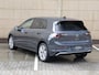 Volkswagen Golf 1.5 eHybrid Style Edition 204PK DSG | Led | Led Matrix | Trekhaak | Camera | Navigatie | Side assist | Head-up display