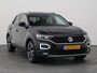 Volkswagen T-Roc 2.0 TSI 4Motion Sport | PANO | TREKHAAK | ADAPTIVE