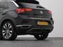 Volkswagen T-Roc 2.0 TSI 4Motion Sport | PANO | TREKHAAK | ADAPTIVE