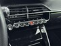 Peugeot e-2008 EV GT Pack 50 kWh | Dodehoek detectie | Alcantara stoelen | Camera | Navigatie | Interieur verlichting |SOH 96%
