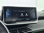 Peugeot e-2008 EV GT Pack 50 kWh | Dodehoek detectie | Alcantara stoelen | Camera | Navigatie | Interieur verlichting |