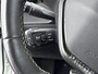 Peugeot e-2008 EV GT Pack 50 kWh | Dodehoek detectie | Alcantara stoelen | Camera | Navigatie | Interieur verlichting |SOH 96%