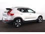 Volvo EX40 Extended Range Plus 82 kWh - IntelliSafe Assist & Surround - 360º Camera - Verwarmde voorstoelen, stuur & achterbank - Parkeersensoren voor & achter - Elektr. bedienb. bestuurdersstoel met geheugen - Draadloze tel. lader - Warmtepomp - Extra getint glas - Inklapbare trekhaak - 19' LMV