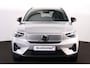 Volvo EX40 Extended Range Plus 82 kWh - IntelliSafe Assist & Surround - 360º Camera - Verwarmde voorstoelen, stuur & achterbank - Parkeersensoren voor & achter - Elektr. bedienb. bestuurdersstoel met geheugen - Draadloze tel. lader - Warmtepomp - Extra getint glas - Inklapbare trekhaak - 19' LMV