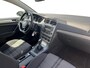 Volkswagen Golf 1.0 TSI Connected Series | AUTOMAAT | Navigatie | Cruise Control | Climate Control | Parkeercamera