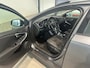 Volvo V40 Cross Country T4 Aut. Momentum Trekhaak Parkassist Stoelverwarming 190pk
