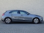 Mercedes-Benz A-klasse A 180 Star Edition | Achteruitrijcamera | Spoorassistent | Parkeerassistent | Stoelverwarming | Spiegelpakket