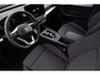 SEAT Leon Sportstourer 1.5 TSI e-Hybrid FR Business Dodehoekdetectie (side assist), achteruitrijcamera (rear view), parkeersensoren voor en achter (pdc), keyless start & entry, Apple Carplay & Android Auto, elektrische achterklep met sensorsturing, verwarmbare voorstoelen, verwarmbaar multifunctioneel lederen stuurwiel, adaptieve cruise control (acc), DAB+, draadloze telefoonlader, elektrisch verstel-, verwarm- en inklapbare buitenspiegels etc.