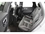 Volvo XC60 T6 Plug-in hybrid AWD Plus Black Edition | Panoramadak | 360 Camera | Head-up Display | Harman Kardon | Sportstoelen | Stoel en stuurwielverwarming | BLIS |