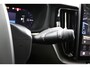 Volvo XC60 T6 Plug-in hybrid AWD Plus Black Edition | Panoramadak | 360 Camera | Head-up Display | Harman Kardon | Sportstoelen | Stoel en stuurwielverwarming | BLIS |