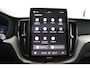 Volvo XC60 T6 Plug-in hybrid AWD Plus Black Edition | Panoramadak | 360 Camera | Head-up Display | Harman Kardon | Sportstoelen | Stoel en stuurwielverwarming | BLIS |