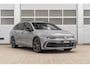 Volkswagen Golf 1.5 eTSI 150pk DSG R-Line | Panoramadak | Trekhaak | Achteruitrijcamera | Stoelverwarming