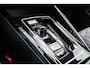 Volkswagen Golf 1.5 eTSI 150pk DSG R-Line | Panoramadak | Trekhaak | Achteruitrijcamera | Stoelverwarming