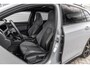 Volkswagen Golf 1.5 eTSI 150pk DSG R-Line | Panoramadak | Trekhaak | Achteruitrijcamera | Stoelverwarming