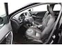 Volvo V40 Cross Country T3 Polar+ Luxury | Panoramadak | Stoelverwarming | Leder | Parkeersensoren voor en achter | Camera | Harman Kardon | Cruise control |