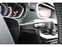 Volvo V40 Cross Country T3 Polar+ Luxury | Panoramadak | Stoelverwarming | Leder | Parkeersensoren voor en achter | Camera | Harman Kardon | Cruise control |