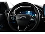 Ford Kuga Titanium | Trekhaak | Camera | 2100KG Trekgewicht | Climate Control | | Achteruitrijcamera | Airco (automatisch) | Apple Carplay/Android Auto|telefoonintegratie premium